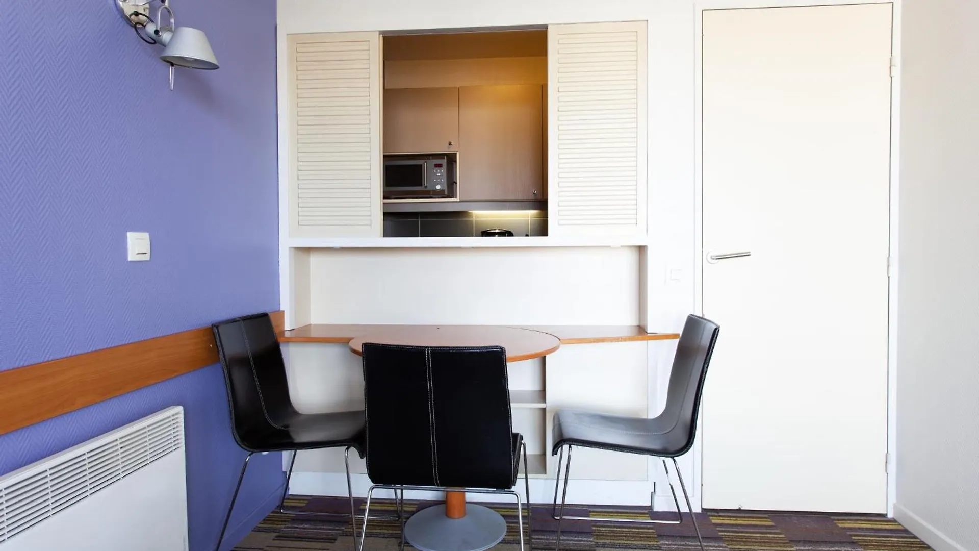 Apartment Cosy Apt With Balcony Near Buttes Chaumont Paris
