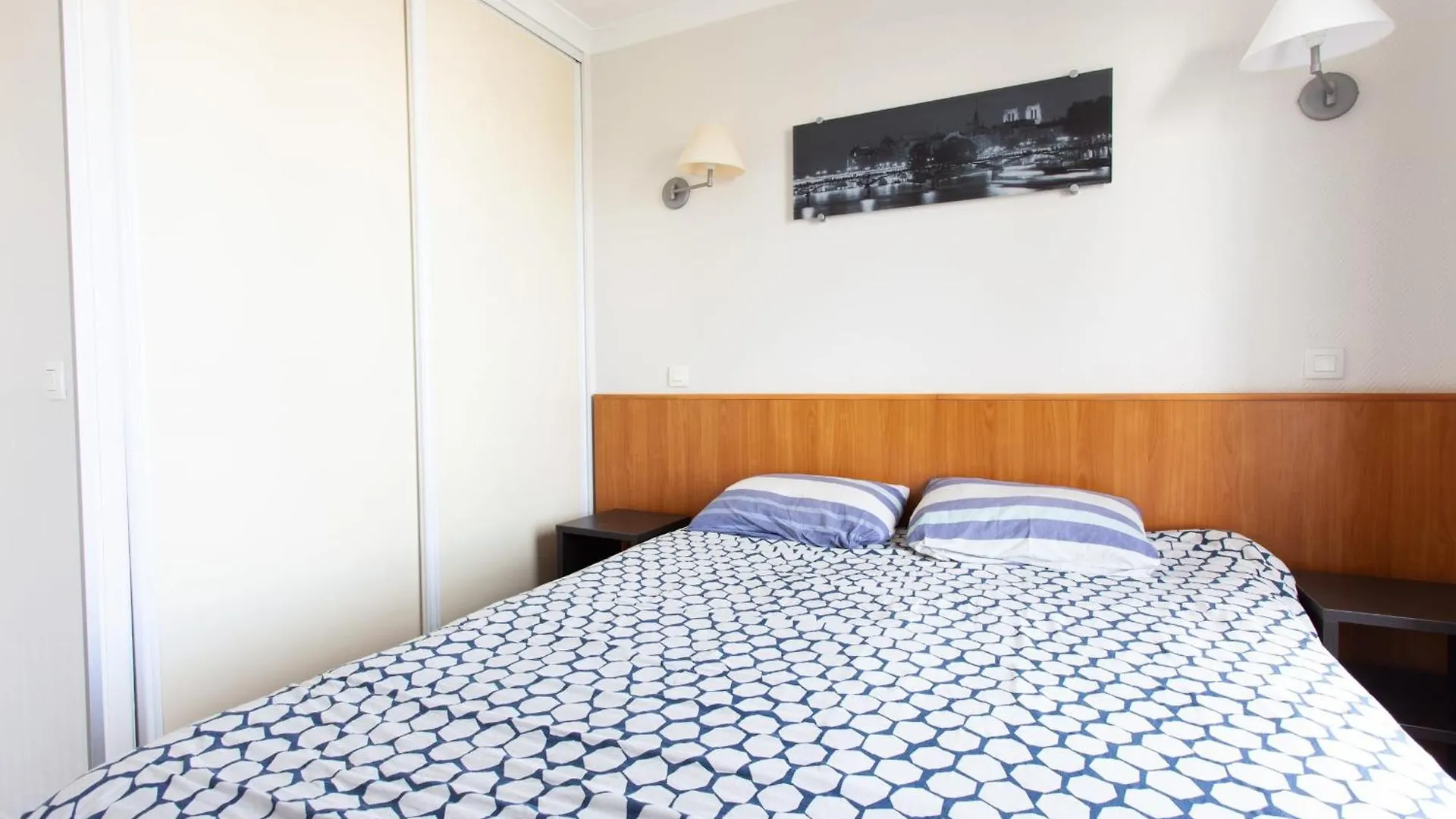 Cosy Apt With Balcony Near Buttes Chaumont Paris 0*,  Frankreich